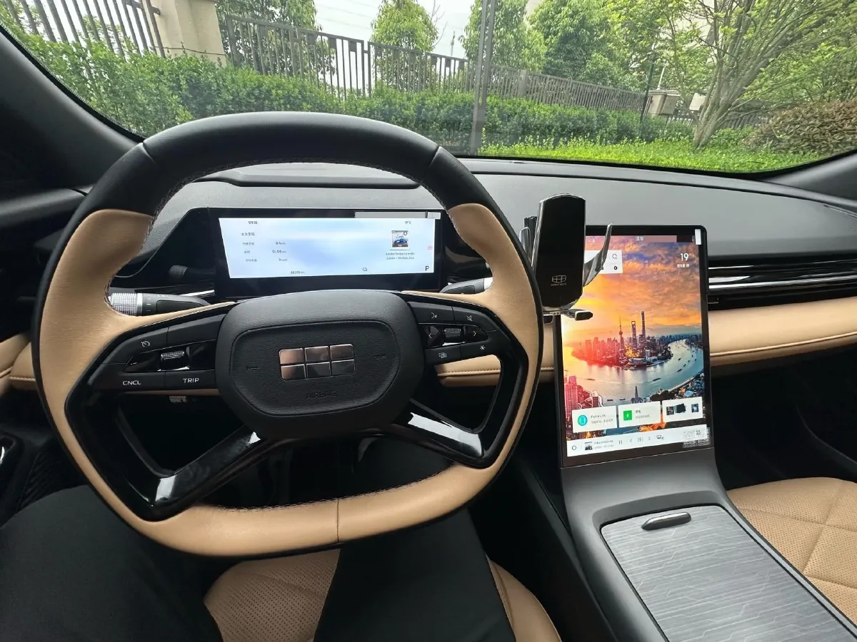 2023 Geely Galaxy L6 1.5T 163HP L4 3DHT PHEV,autocango,china used car exporter,china ev exporter,chinese used car exporter,chinese used ev exporter