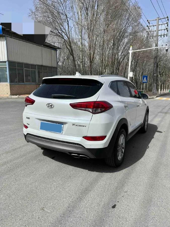 2015 Hyundai Tucson 1.6T 177HP L4 7DCT,autocango,china used car exporter,china ev exporter,chinese used car exporter,chinese used ev exporter