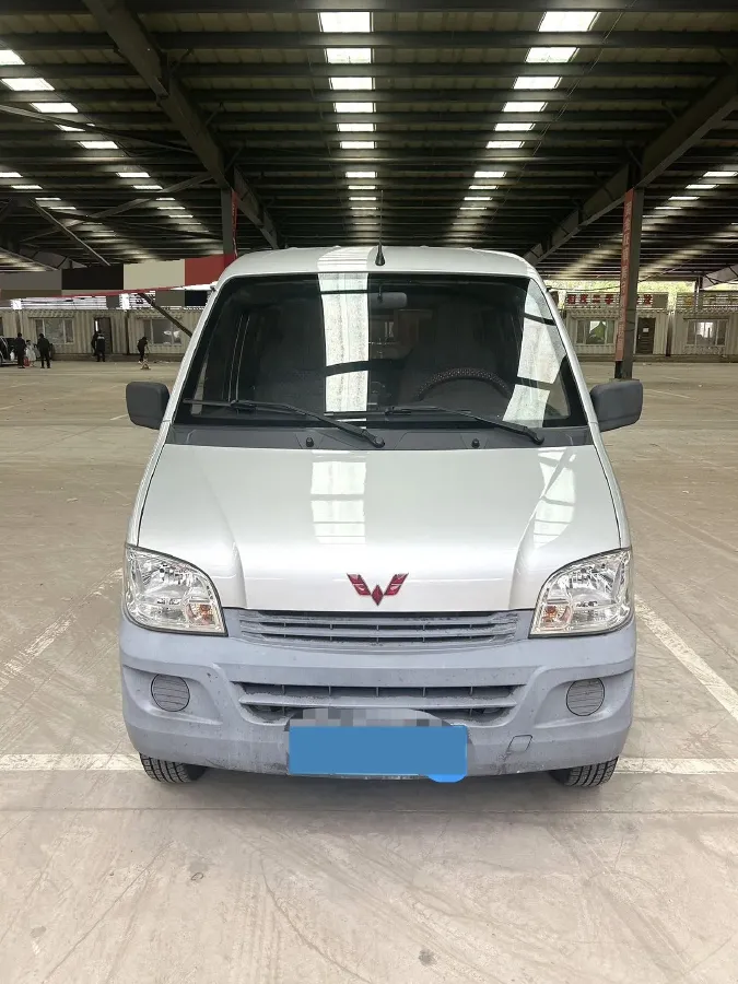 2019 WuLing ZhiGuang 1.2L 82HP L4 5MT,autocango,china used car exporter,china ev exporter,chinese used car exporter,chinese used ev exporter