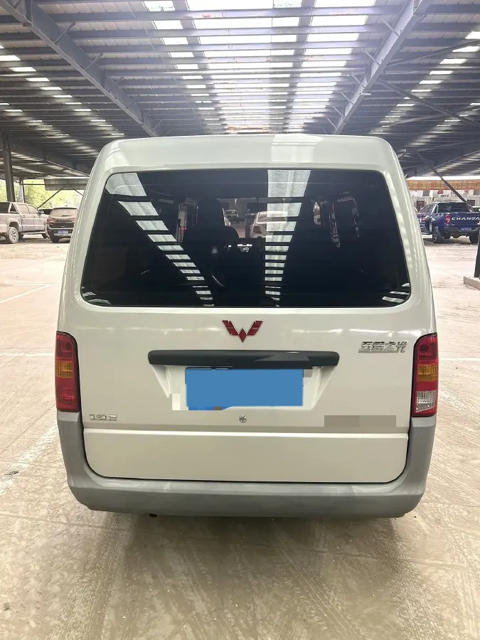 2019 WuLing ZhiGuang 1.2L 82HP L4 5MT,autocango,china used car exporter,china ev exporter,chinese used car exporter,chinese used ev exporter