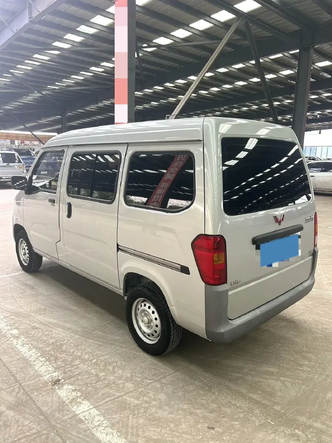 2019 WuLing ZhiGuang 1.2L 82HP L4 5MT,autocango,china used car exporter,china ev exporter,chinese used car exporter,chinese used ev exporter
