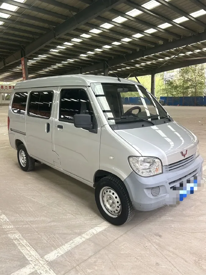 2019 WuLing ZhiGuang 1.2L 82HP L4 5MT,autocango,china used car exporter,china ev exporter,chinese used car exporter,chinese used ev exporter