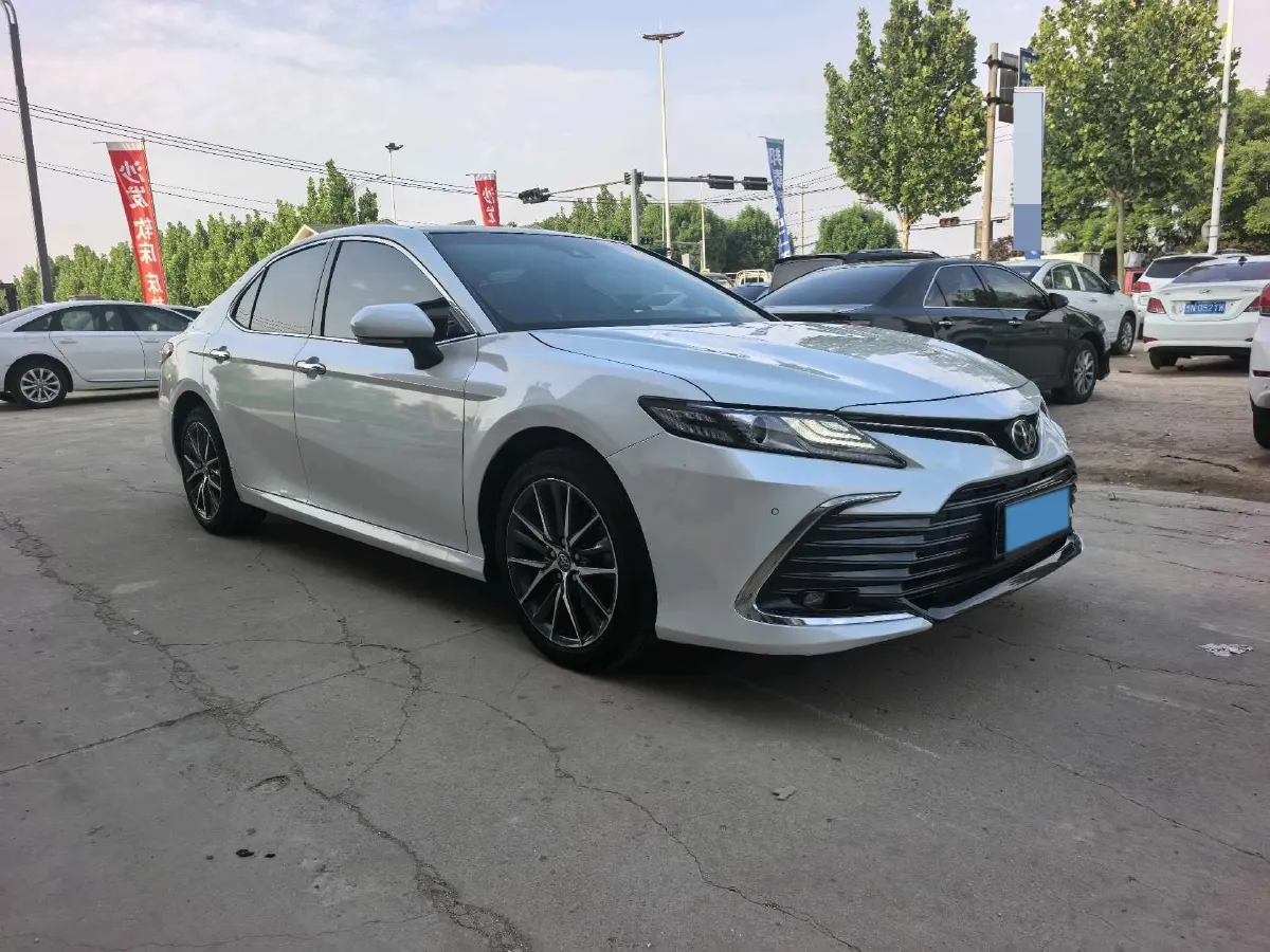 2021 Toyota Camry 2.5L 209HP L4 8AT,autocango,china used car exporter,china ev exporter,chinese used car exporter,chinese used ev exporter
