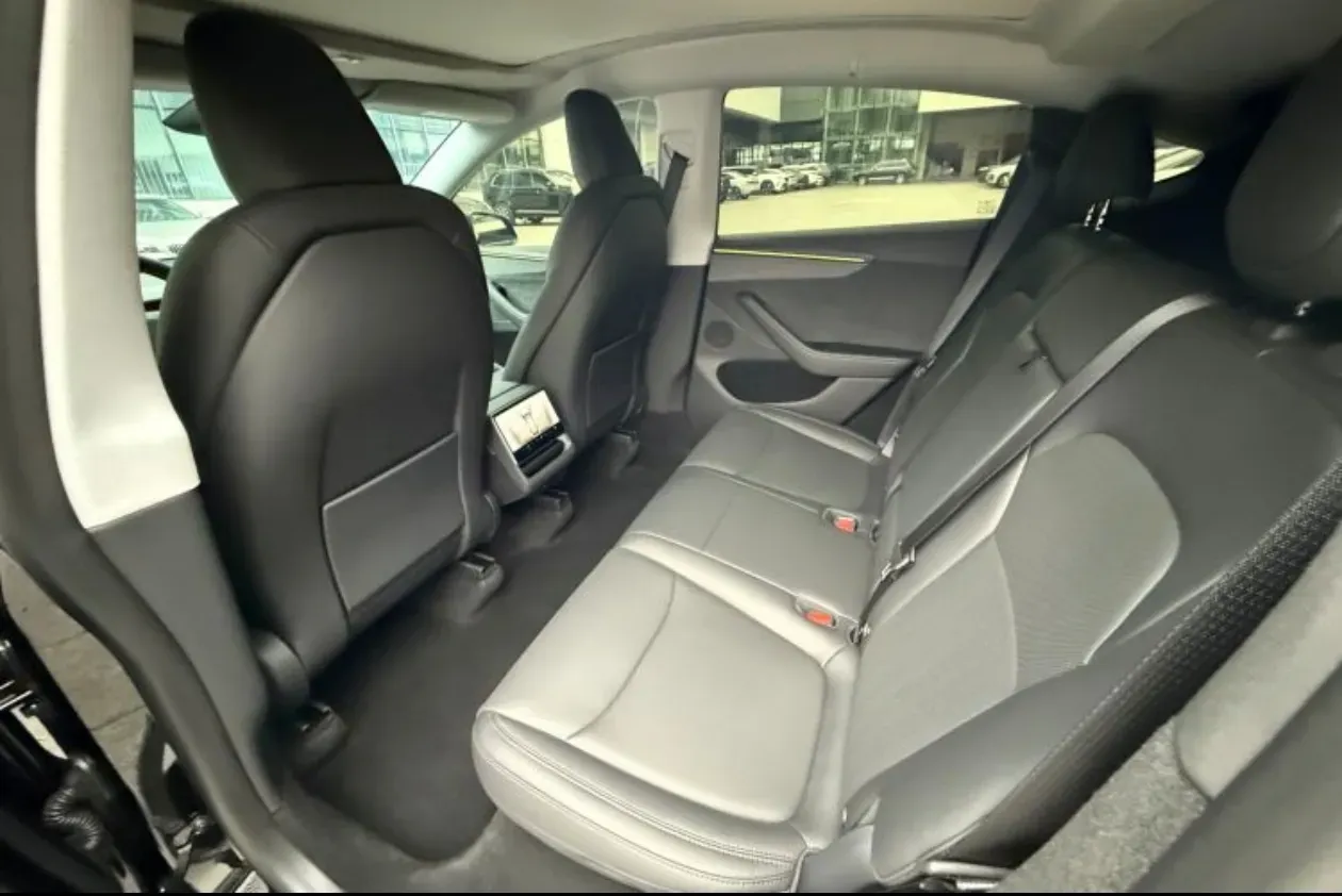 2026 Tesla Model Y BEV,autocango,china used car exporter,china ev exporter,chinese used car exporter,chinese used ev exporter