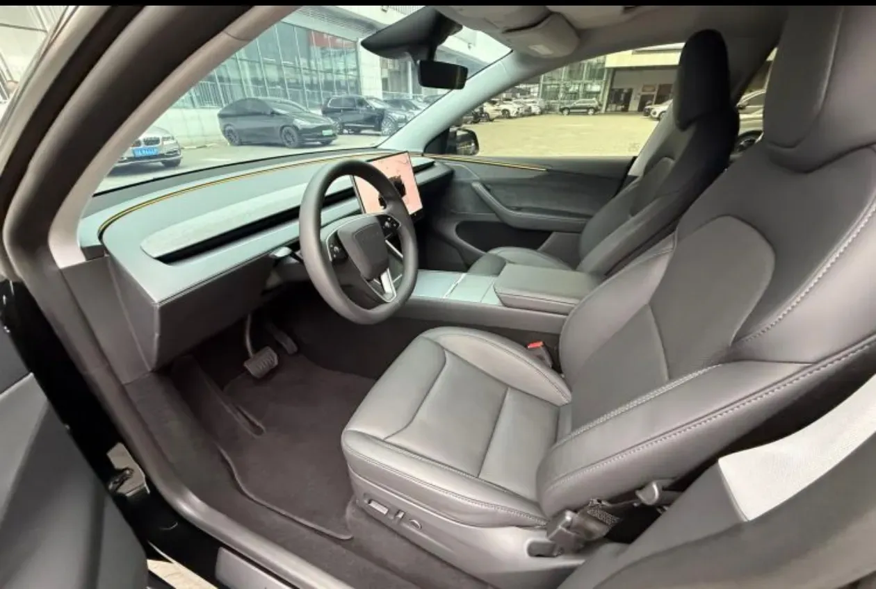 2026 Tesla Model Y BEV,autocango,china used car exporter,china ev exporter,chinese used car exporter,chinese used ev exporter