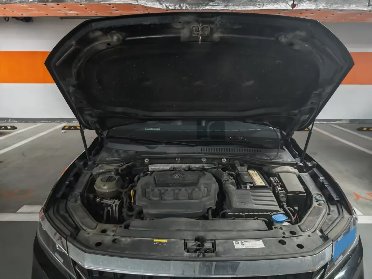 2019 Skoda Kodiak 2.0T 186HP L4 7DCT,autocango,china used car exporter,china ev exporter,chinese used car exporter,chinese used ev exporter