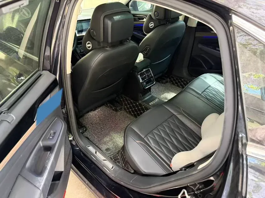 2019 Volvo V40 1.5T 152HP L4 6AT,autocango,china used car exporter,china ev exporter,chinese used car exporter,chinese used ev exporter