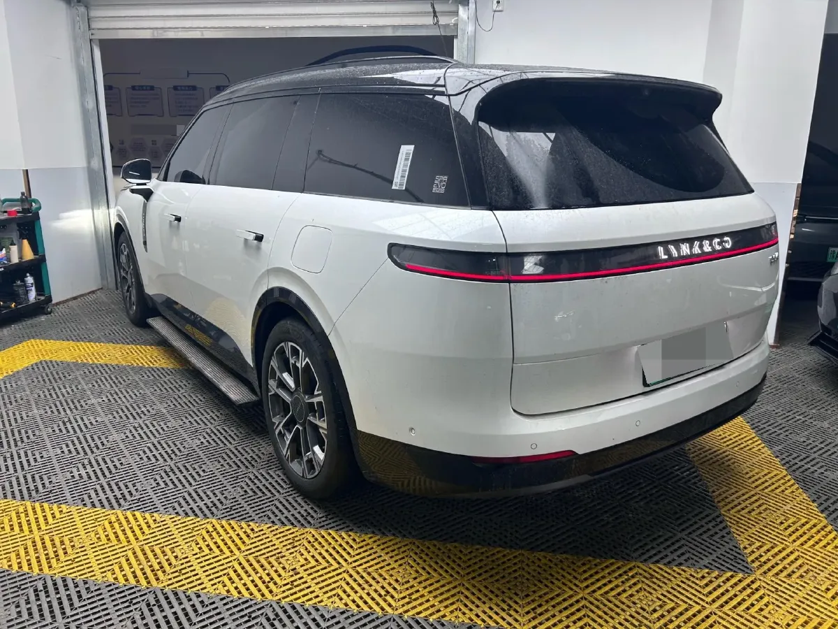 2025 LYNK&CO 900 2.0T 254HP L4 3DHT PHEV,autocango,china used car exporter,china ev exporter,chinese used car exporter,chinese used ev exporter