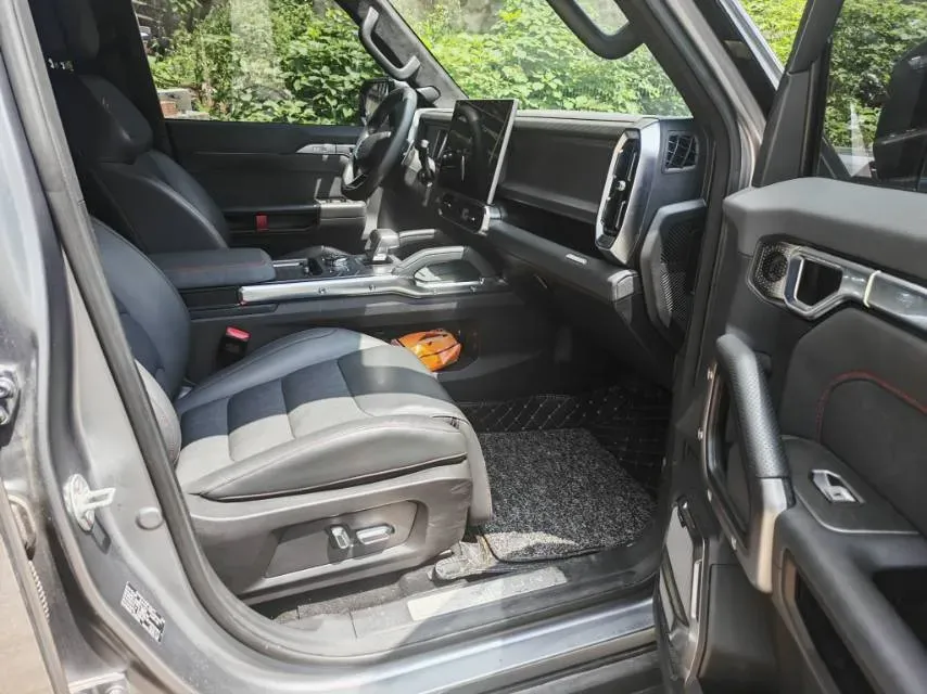 2023 Jetour Traveller 2.0T 254HP L4 7DCT,autocango,china used car exporter,china ev exporter,chinese used car exporter,chinese used ev exporter
