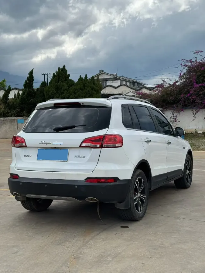 2017 Zotye Damy X5 1.5T 150HP L4 5MT,autocango,china used car exporter,china ev exporter,chinese used car exporter,chinese used ev exporter