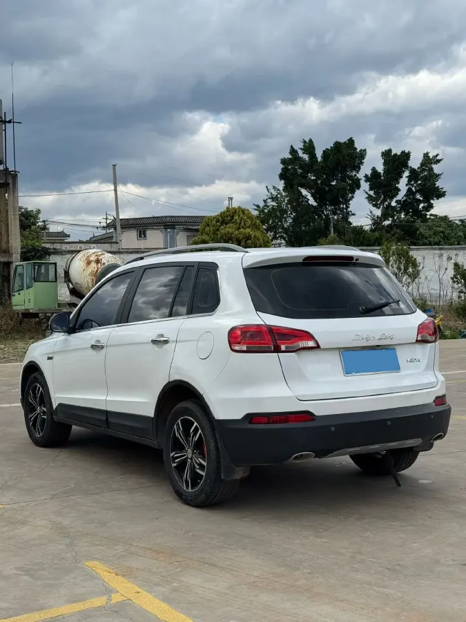 2017 Zotye Damy X5 1.5T 150HP L4 5MT,autocango,china used car exporter,china ev exporter,chinese used car exporter,chinese used ev exporter