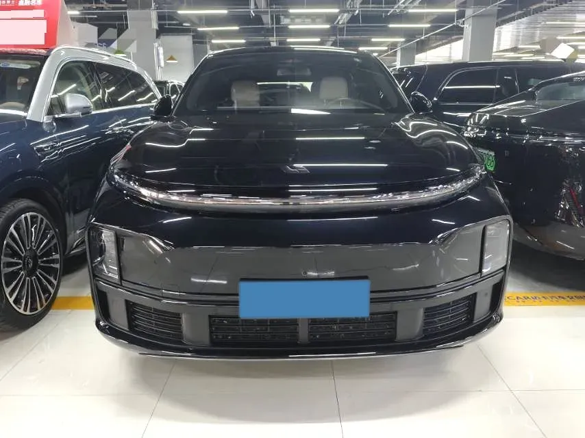 2023 Li L8 Range Extended 154HP REEV 40.9KWH,autocango,china used car exporter,china ev exporter,chinese used car exporter,chinese used ev exporter
