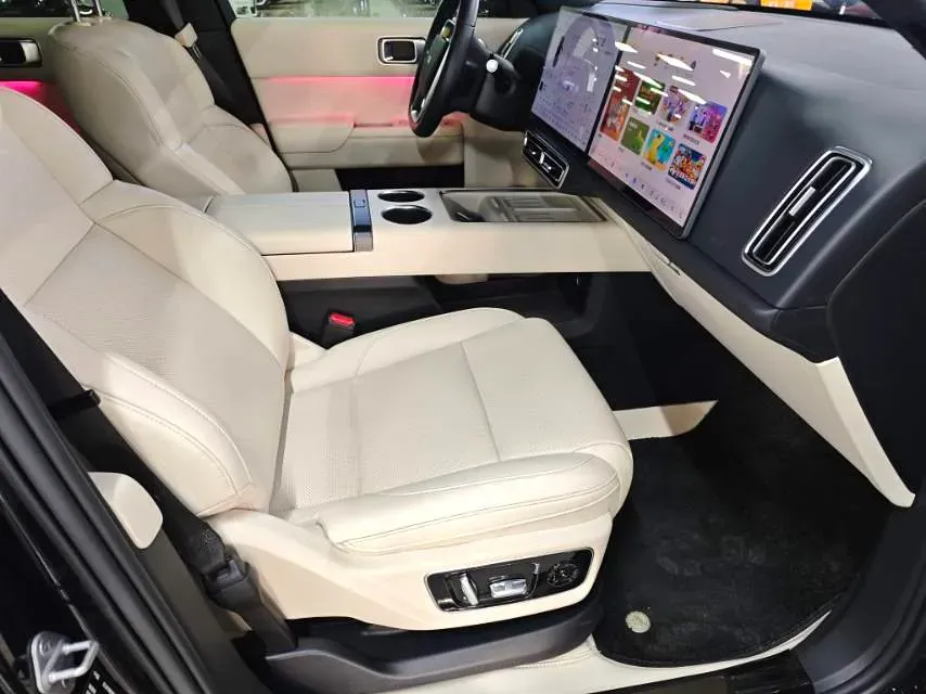 2023 Li L8 Range Extended 154HP REEV 40.9KWH,autocango,china used car exporter,china ev exporter,chinese used car exporter,chinese used ev exporter