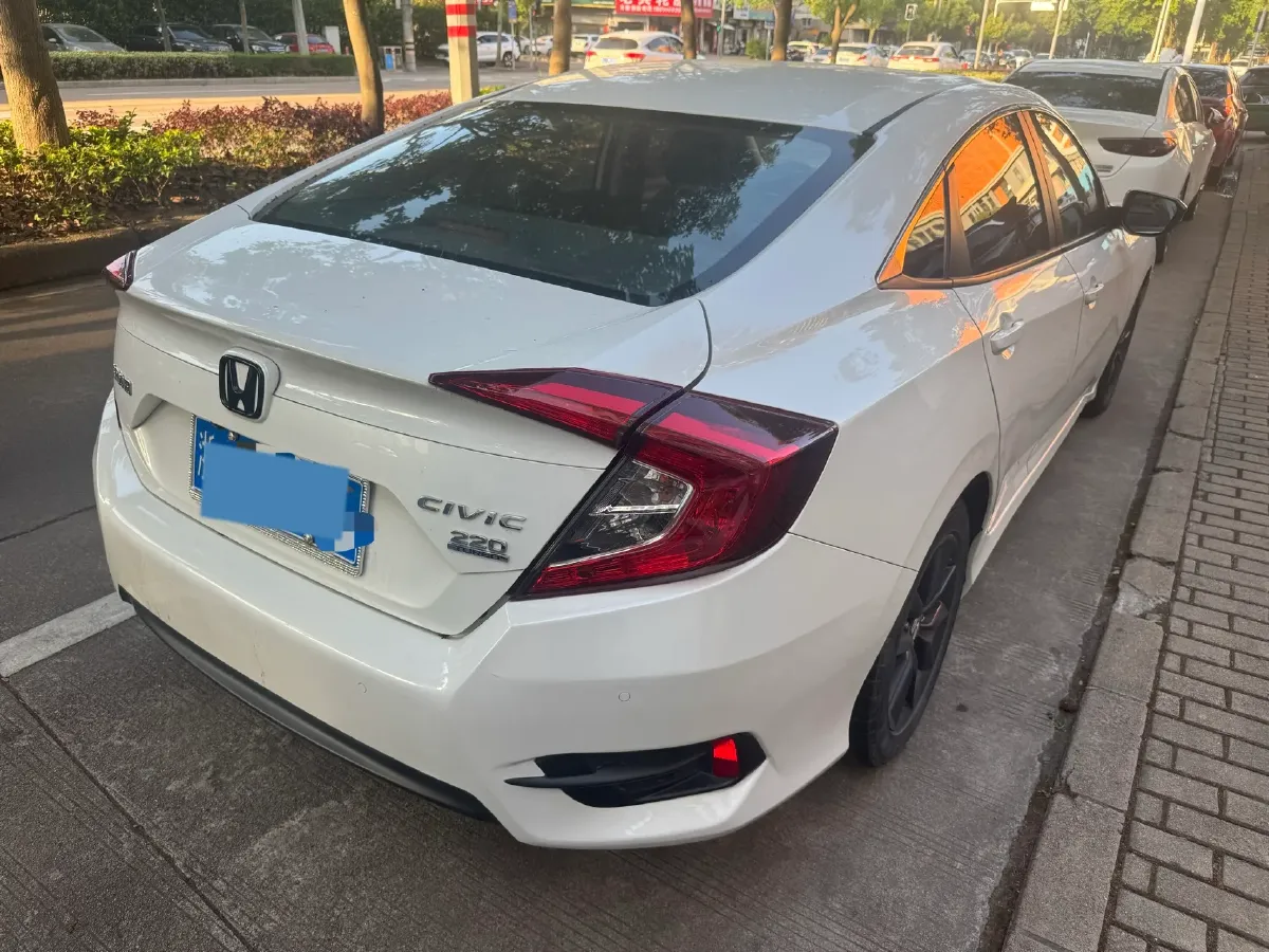 2019 Honda Civic 1.5T 177HP L4 CVT,autocango,china used car exporter,china ev exporter,chinese used car exporter,chinese used ev exporter