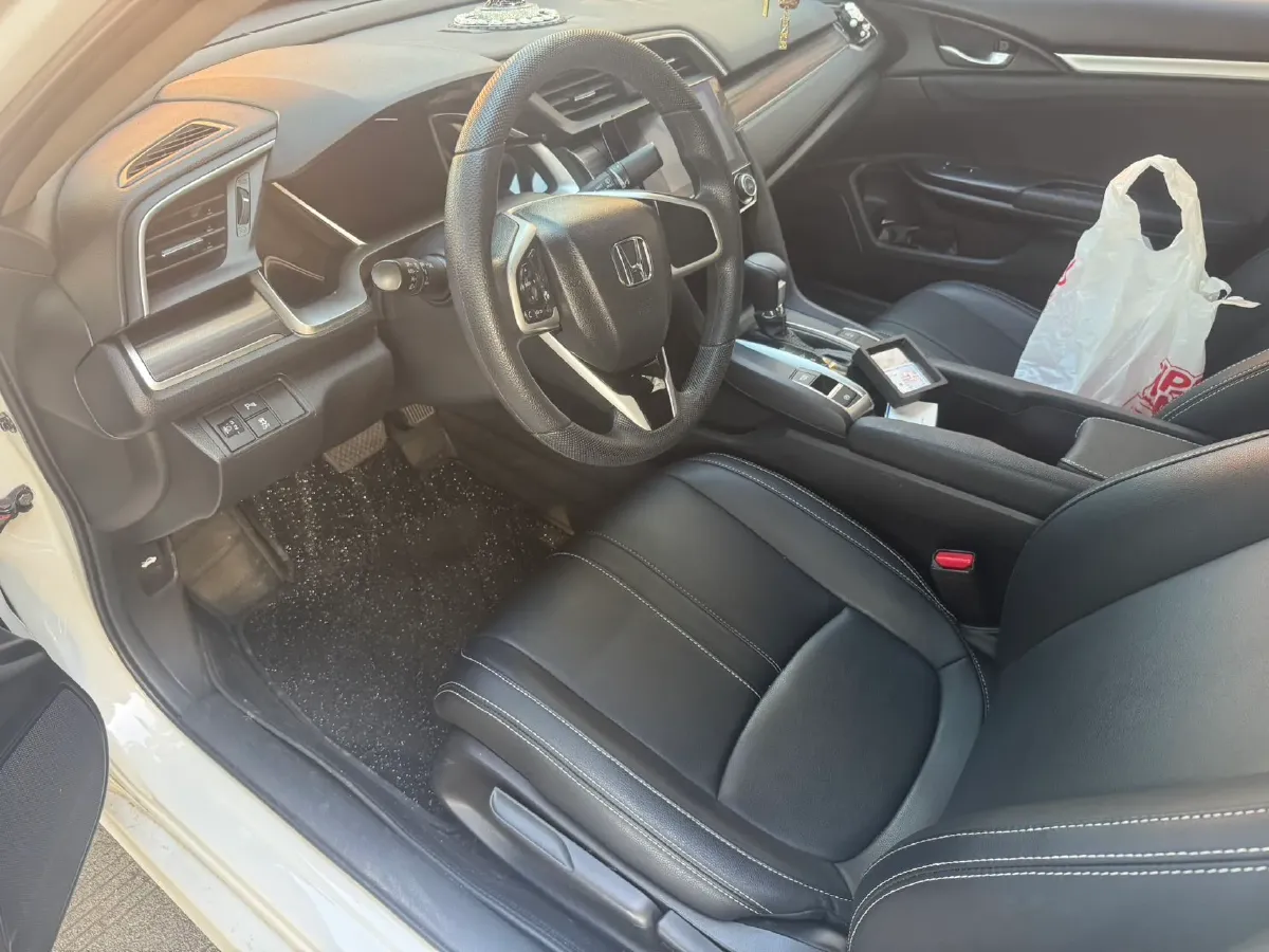 2019 Honda Civic 1.5T 177HP L4 CVT,autocango,china used car exporter,china ev exporter,chinese used car exporter,chinese used ev exporter
