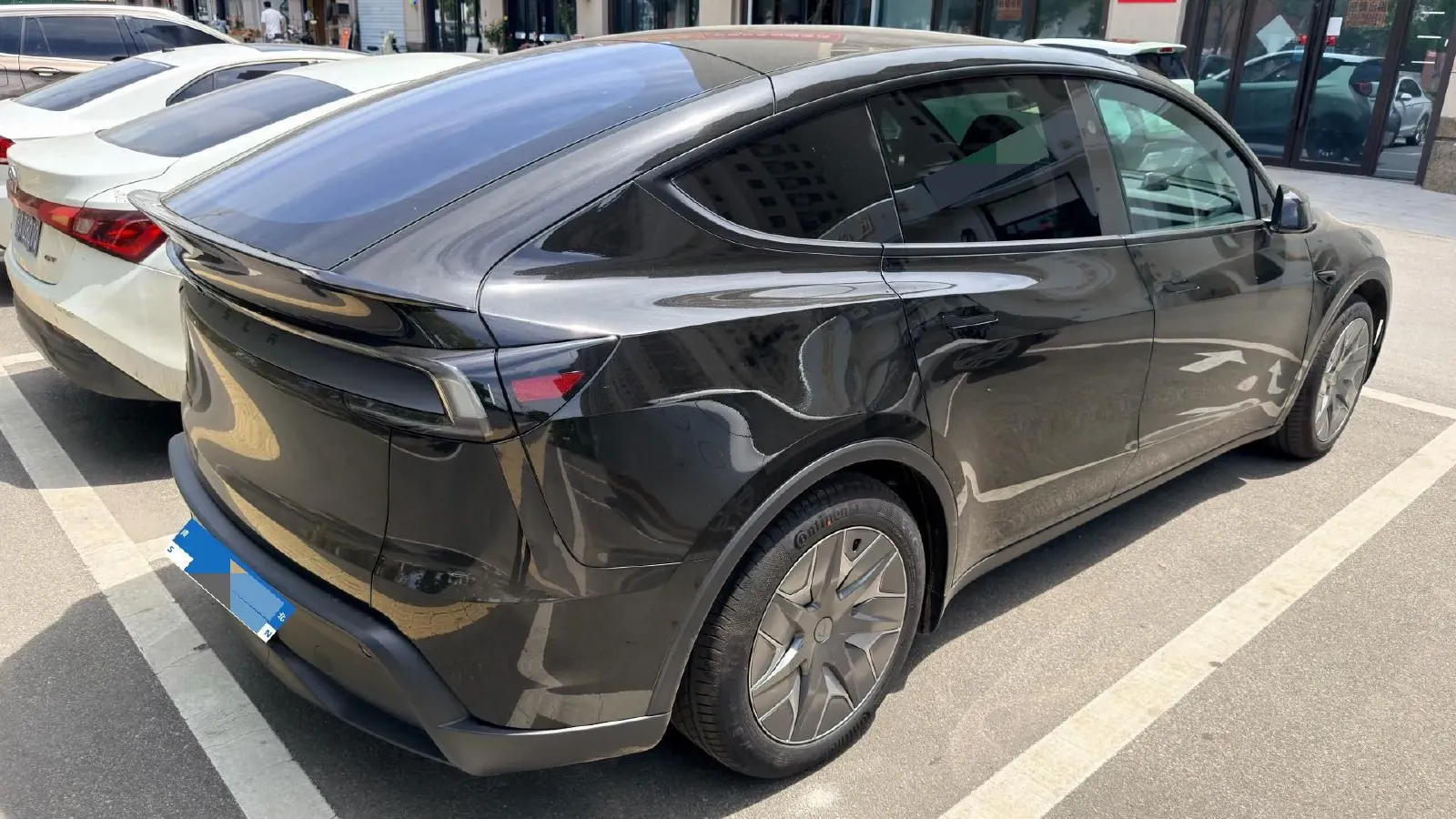 2025 Tesla Model Y L BEV,autocango,china used car exporter,china ev exporter,chinese used car exporter,chinese used ev exporter