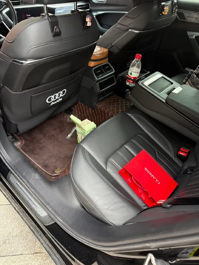 2021 Audi A6L 2.0T 224HP L4 7DCT,autocango,china used car exporter,china ev exporter,chinese used car exporter,chinese used ev exporter