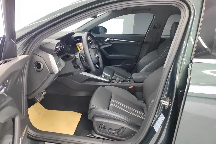 2024 Audi A3 1.4T 150HP L4 7DCT,autocango,china used car exporter,china ev exporter,chinese used car exporter,chinese used ev exporter