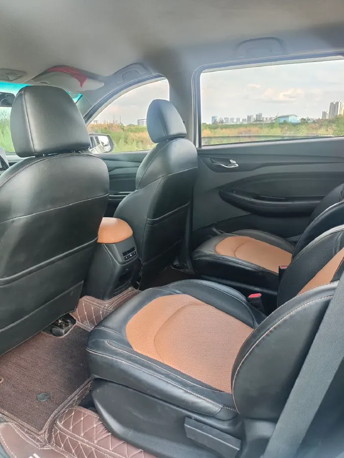 2018 WuLing HongGuang S3 1.5L 112HP L4 6MT,autocango,china used car exporter,china ev exporter,chinese used car exporter,chinese used ev exporter