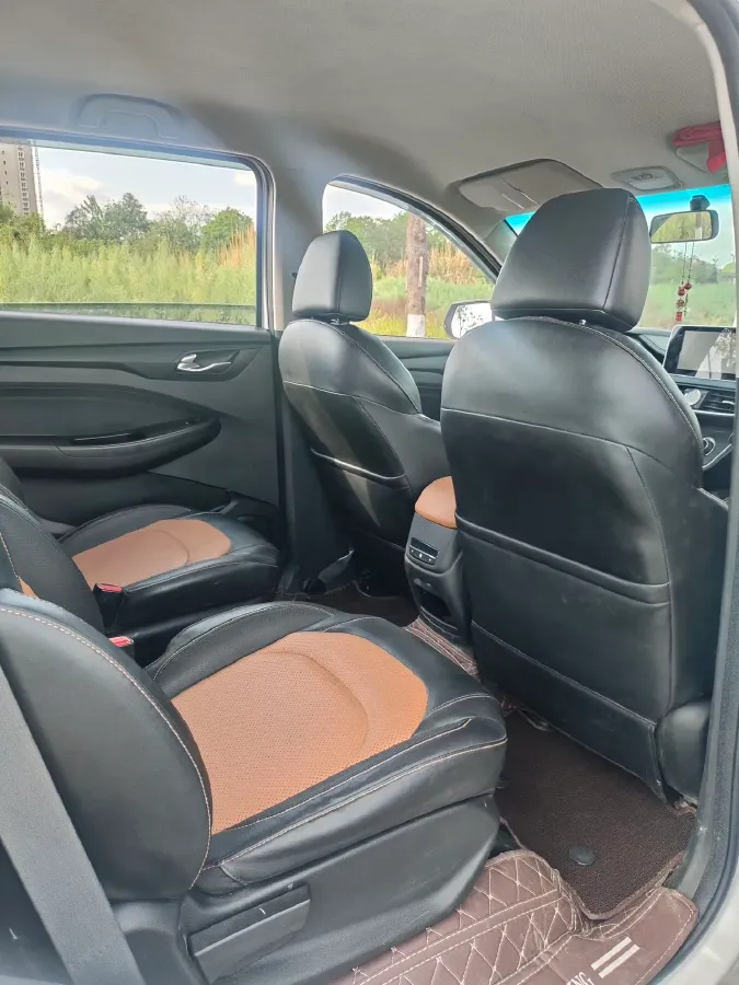 2018 WuLing HongGuang S3 1.5L 112HP L4 6MT,autocango,china used car exporter,china ev exporter,chinese used car exporter,chinese used ev exporter