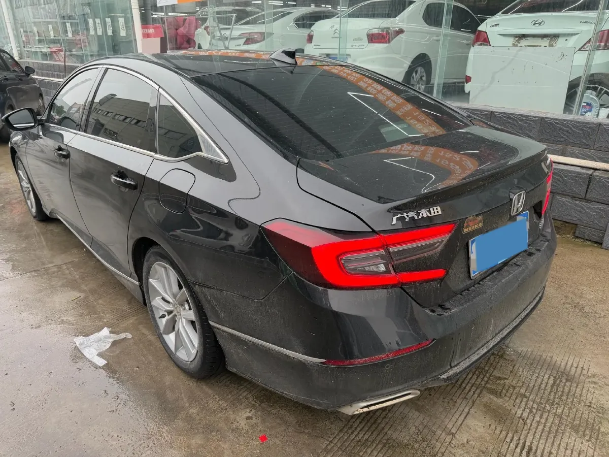 2022 Honda Accord 1.5T 194HP L4 CVT,autocango,china used car exporter,china ev exporter,chinese used car exporter,chinese used ev exporter
