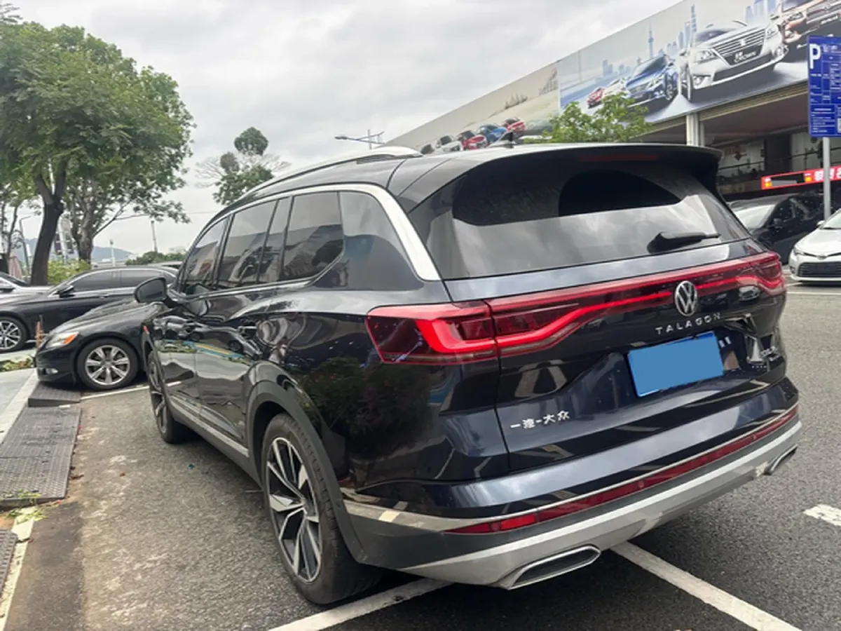 2022 Volkswagen Talagon 2.5T 299HP V6 7DCT,autocango,china used car exporter,china ev exporter,chinese used car exporter,chinese used ev exporter