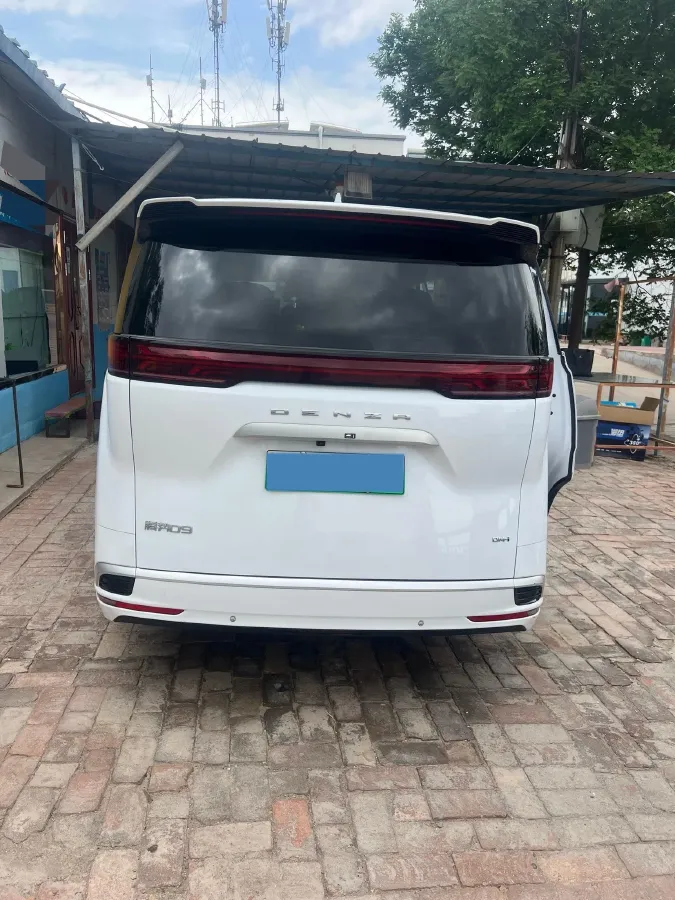 2024 Denza D9 1.5T 139HP L4 E-CVT PHEV 40KWH,autocango,china used car exporter,china ev exporter,chinese used car exporter,chinese used ev exporter