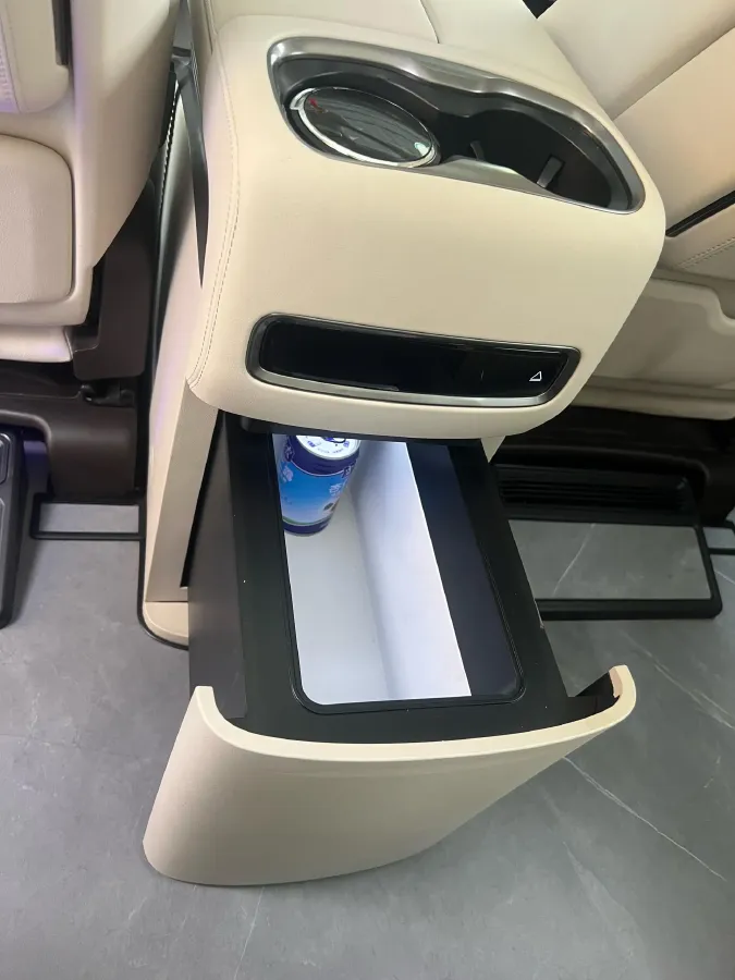 2024 Denza D9 1.5T 139HP L4 E-CVT PHEV 40KWH,autocango,china used car exporter,china ev exporter,chinese used car exporter,chinese used ev exporter