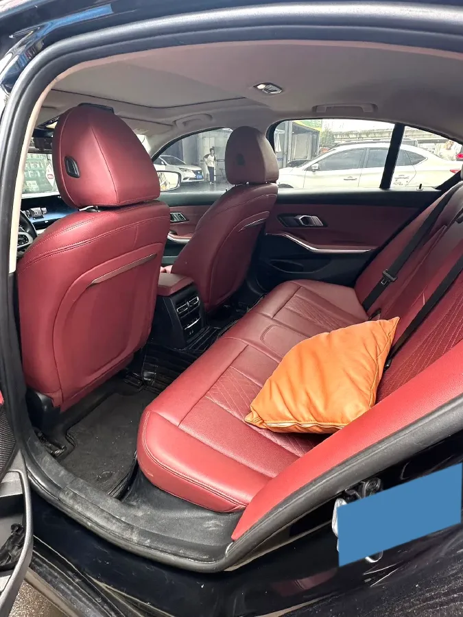2023 BMW 3 Series 2.0T 184HP L4 8AT,autocango,china used car exporter,china ev exporter,chinese used car exporter,chinese used ev exporter
