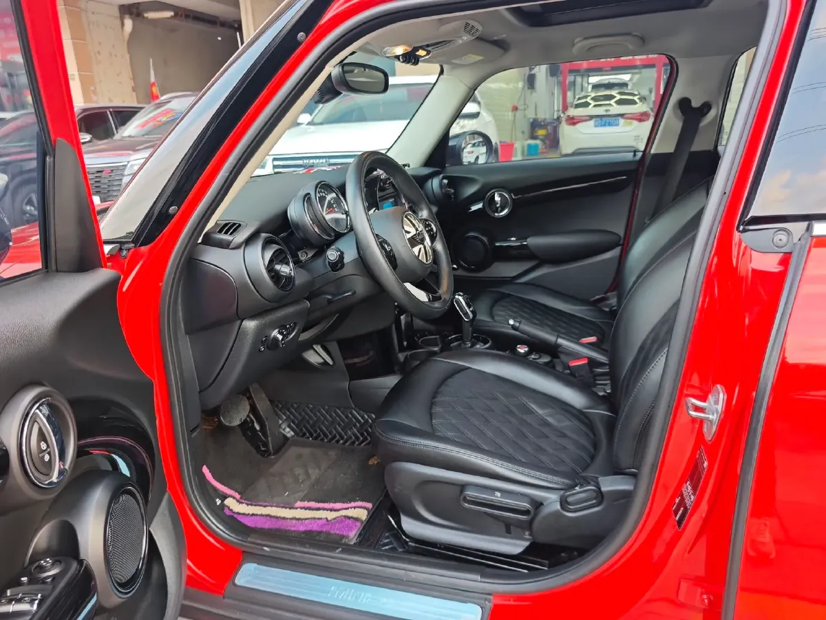 2019 MINI MINI 1.5T 136HP L3 7DCT,autocango,china used car exporter,china ev exporter,chinese used car exporter,chinese used ev exporter