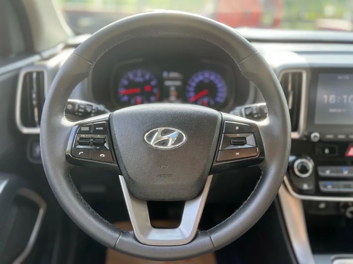 2018 Hyundai ix35 2.0L 160HP L4 6AT,autocango,china used car exporter,china ev exporter,chinese used car exporter,chinese used ev exporter