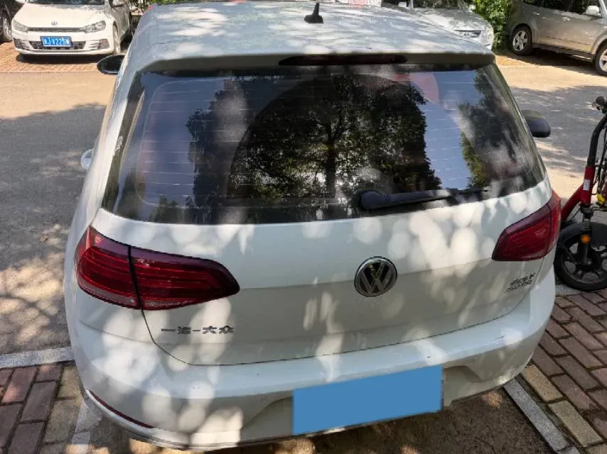 2020 Volkswagen Golf 1.4T 150HP L4 7DCT,autocango,china used car exporter,china ev exporter,chinese used car exporter,chinese used ev exporter