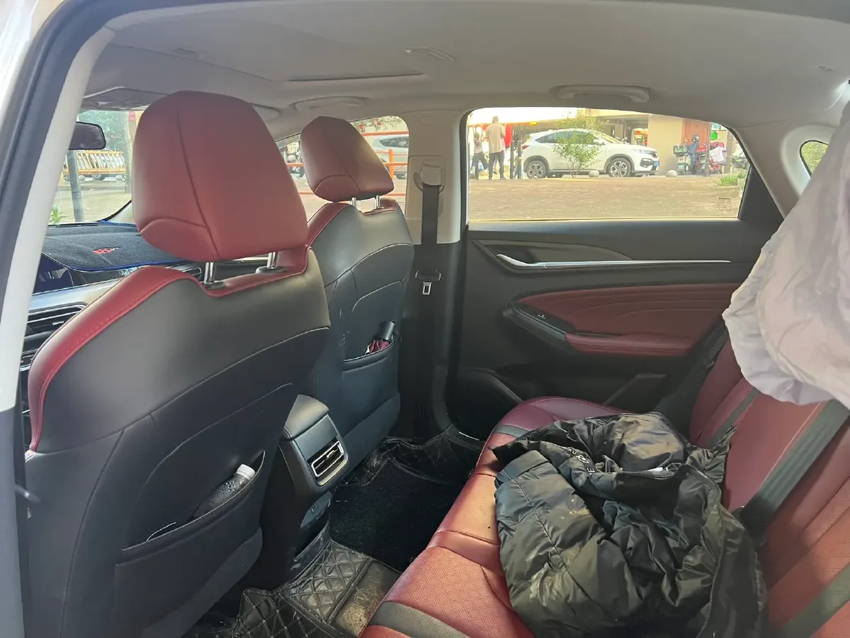 2021 ChangAn Eado 1.4T 160HP L4 7DCT,autocango,china used car exporter,china ev exporter,chinese used car exporter,chinese used ev exporter