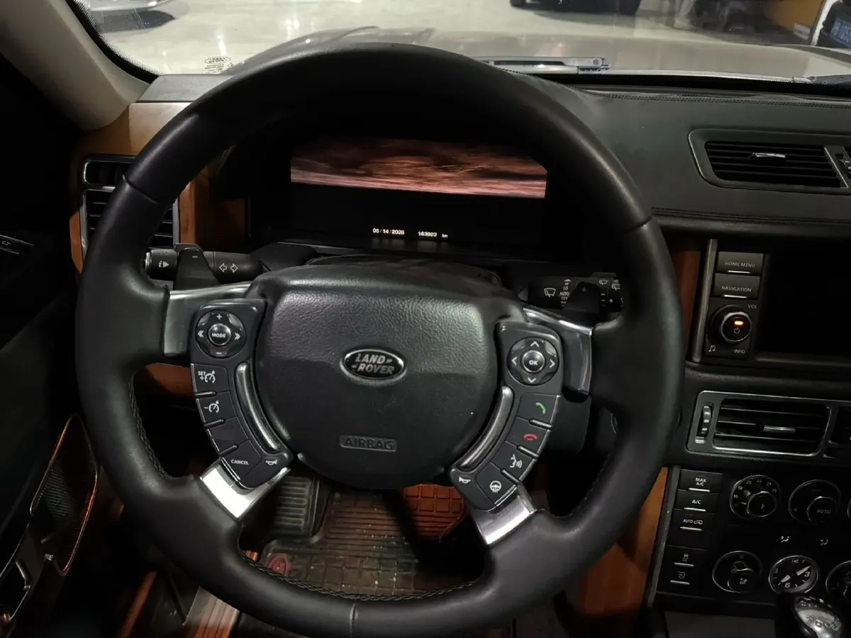 2012 Land Rover Range Rover 5.0T 510HP V8 6AT,autocango,china used car exporter,china ev exporter,chinese used car exporter,chinese used ev exporter