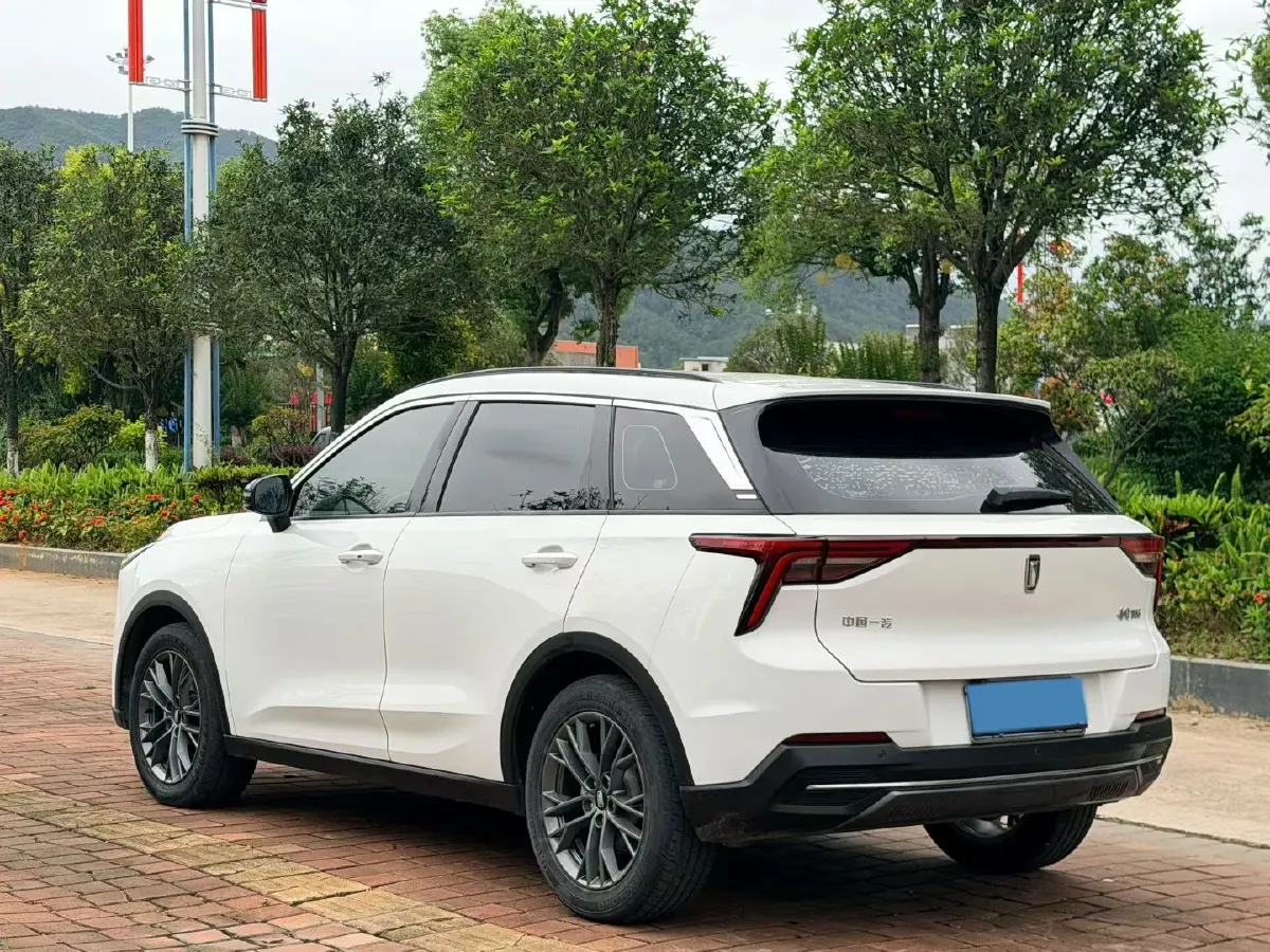 2022 Bestune T55 1.5T 169HP L4 7DCT,autocango,china used car exporter,china ev exporter,chinese used car exporter,chinese used ev exporter