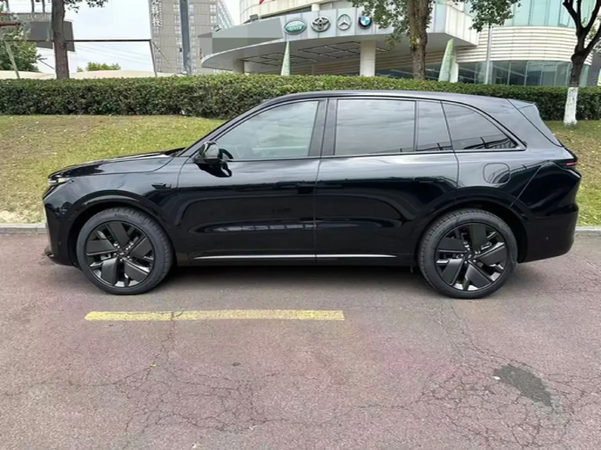 2024 Li L6 Range Extended 154HP L4 REEV 36.8KWH,autocango,china used car exporter,china ev exporter,chinese used car exporter,chinese used ev exporter