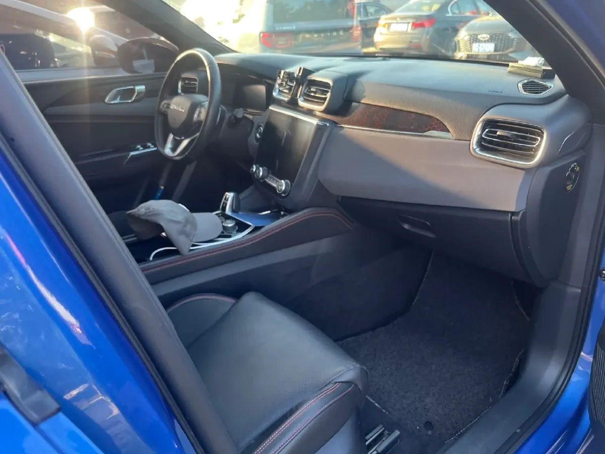 2019 Qoros 5 1.6T 197HP L4 7DCT,autocango,china used car exporter,china ev exporter,chinese used car exporter,chinese used ev exporter