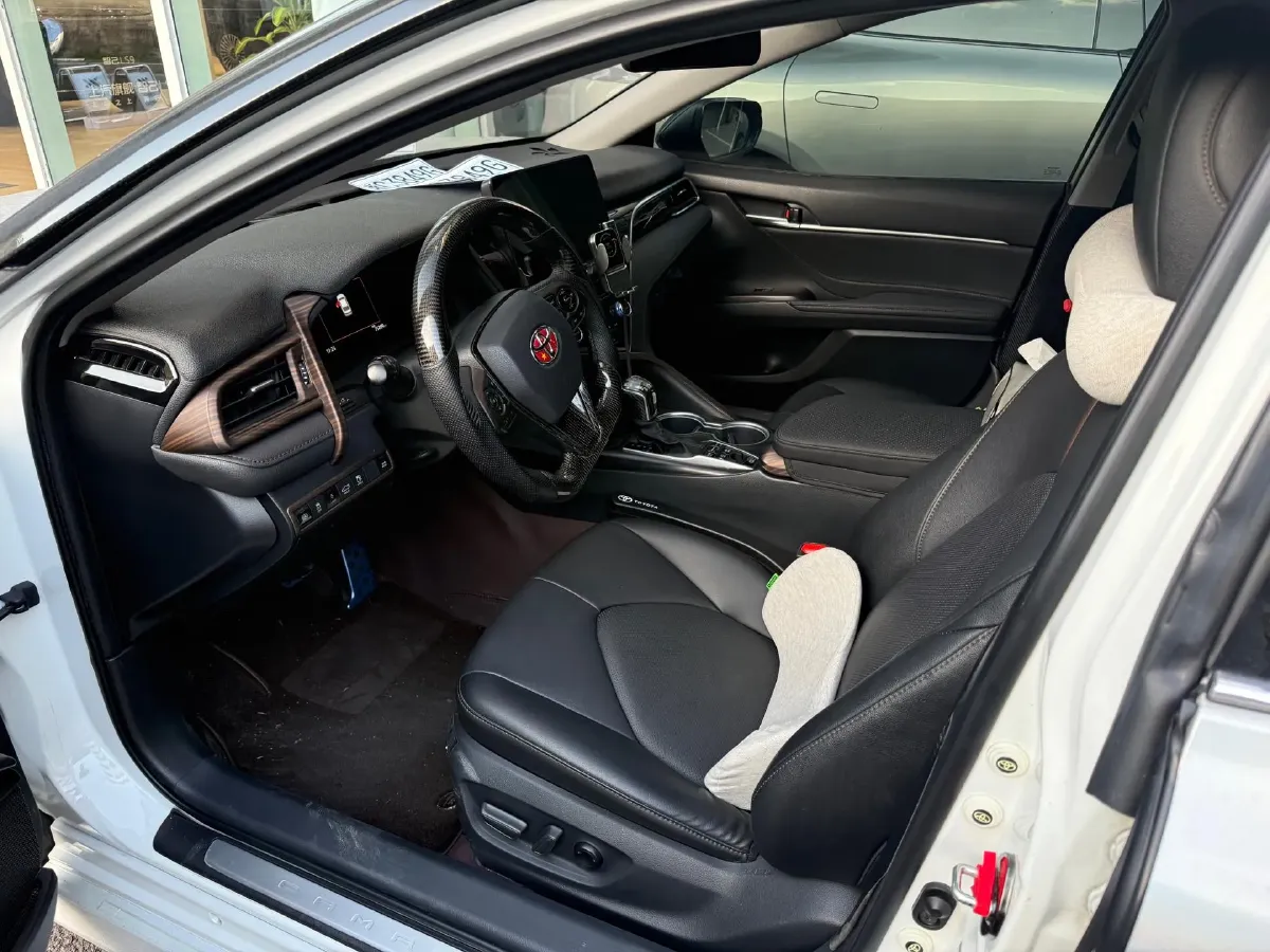 2023 Toyota Camry 2.5L 178HP L4 E-CVT Hybrid,autocango,china used car exporter,china ev exporter,chinese used car exporter,chinese used ev exporter