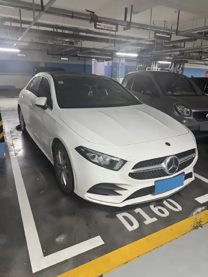 2021 Mercedes-Benz A Class 1.3T 163HP L4 7DCT,autocango,china used car exporter,china ev exporter,chinese used car exporter,chinese used ev exporter