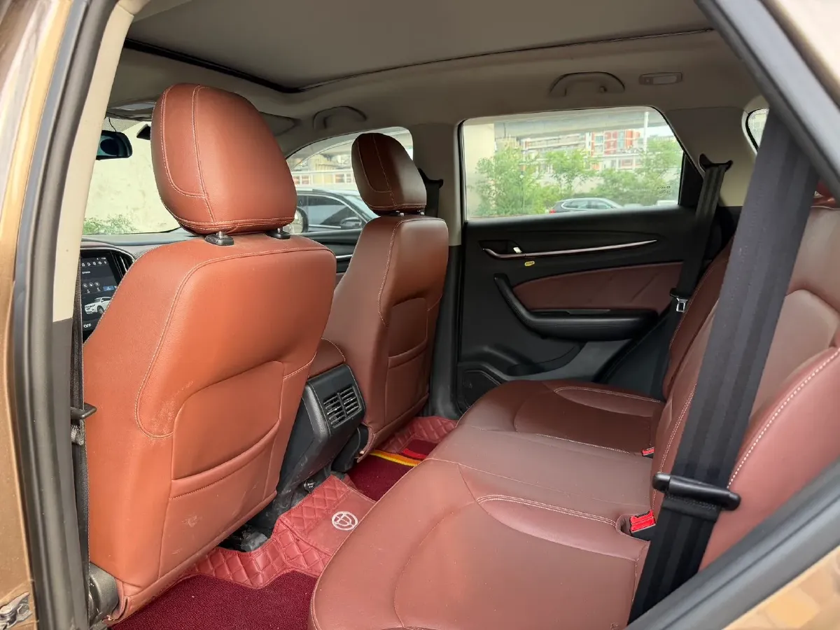2018 Brilliance Auto V6 1.5T 150HP L4 6MT,autocango,china used car exporter,china ev exporter,chinese used car exporter,chinese used ev exporter