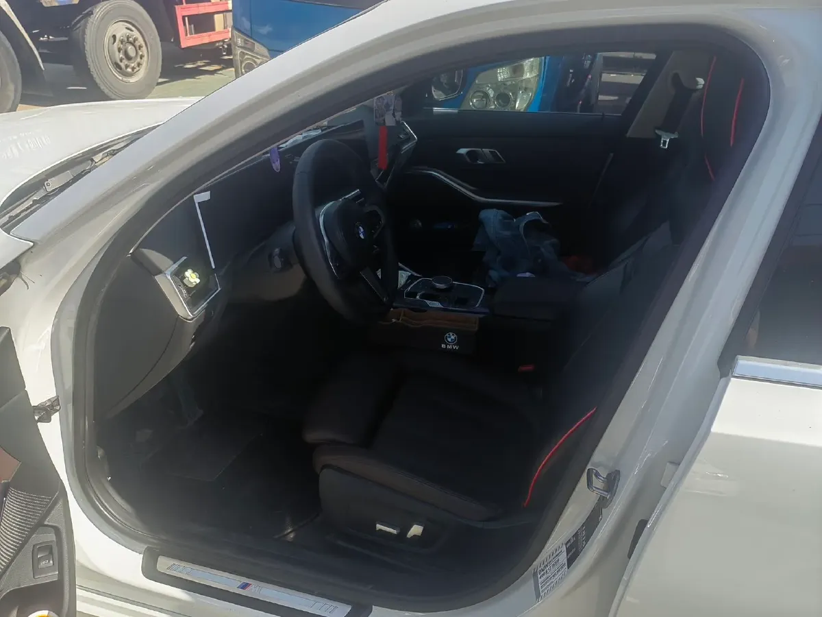 2023 BMW 3 Series 2.0T 184HP L4 8AT,autocango,china used car exporter,china ev exporter,chinese used car exporter,chinese used ev exporter