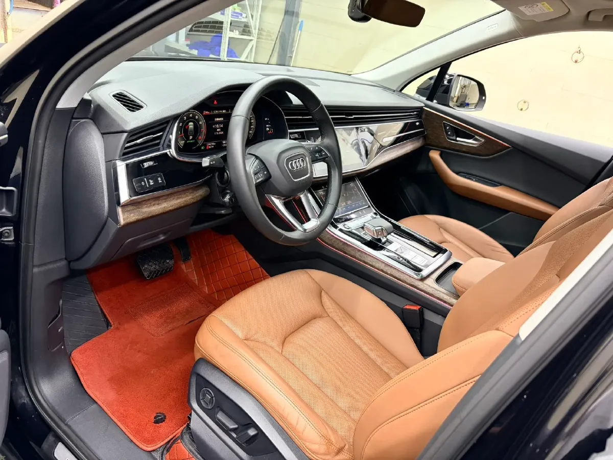2021 Audi Q7 3.0T 340HP V6 8AT,autocango,china used car exporter,china ev exporter,chinese used car exporter,chinese used ev exporter