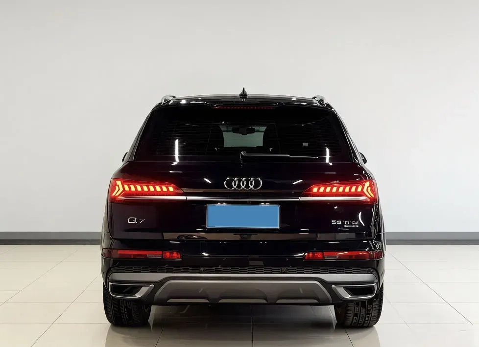 2021 Audi Q7 3.0T 340HP V6 8AT,autocango,china used car exporter,china ev exporter,chinese used car exporter,chinese used ev exporter