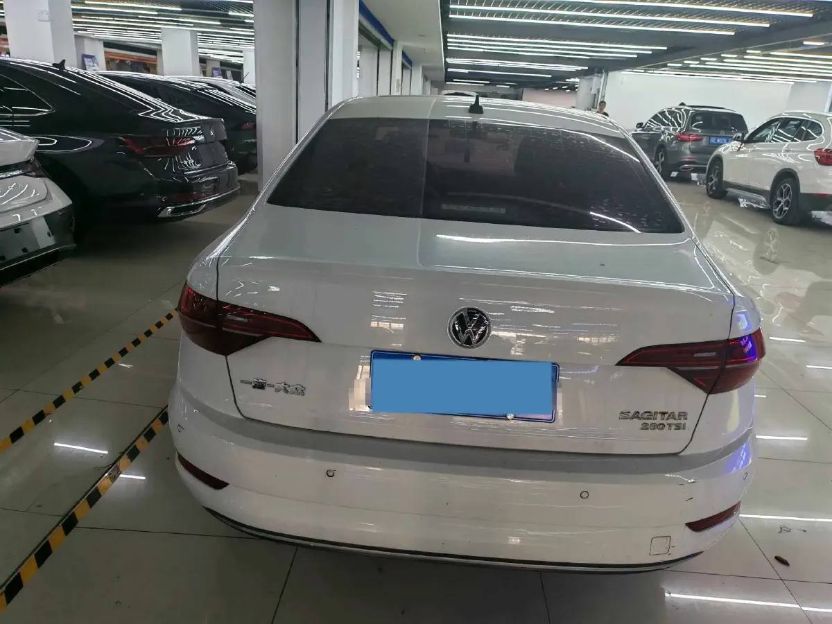 2021 Volkswagen Sagitar 1.4T 150HP L4 7DCT,autocango,china used car exporter,china ev exporter,chinese used car exporter,chinese used ev exporter