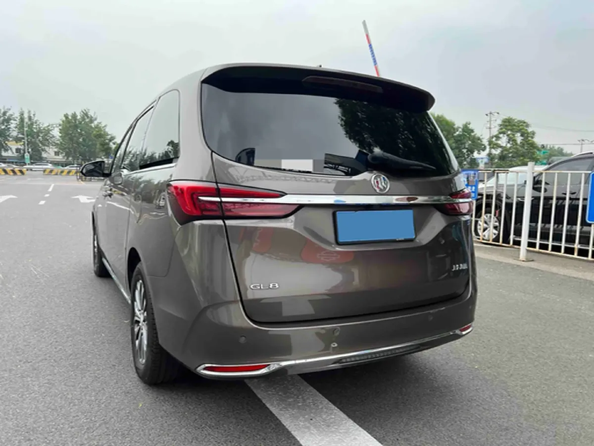 2023 Buick GL8 2.0T 237HP L4 9AT,autocango,china used car exporter,china ev exporter,chinese used car exporter,chinese used ev exporter