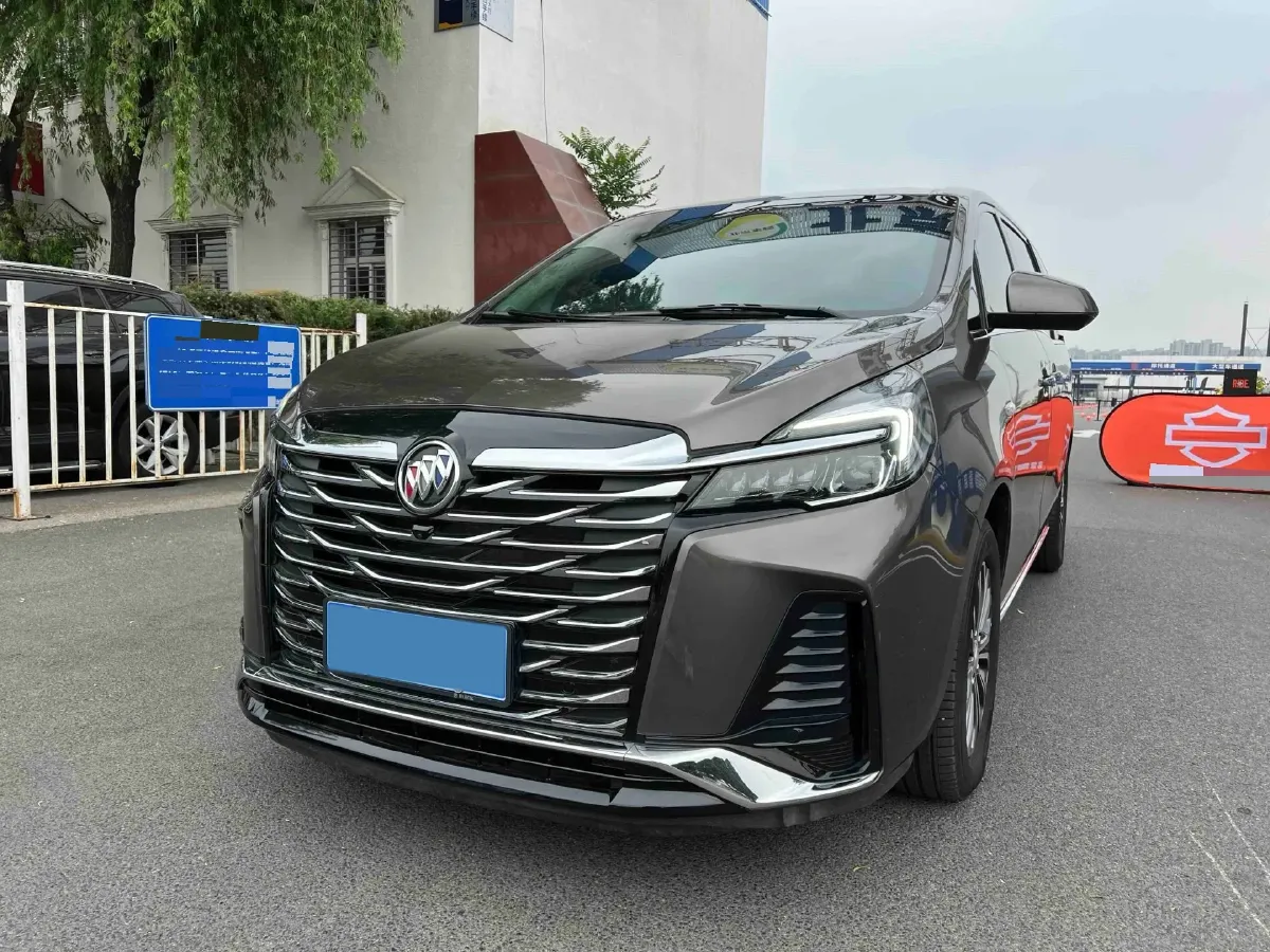 2023 Buick GL8 2.0T 237HP L4 9AT,autocango,china used car exporter,china ev exporter,chinese used car exporter,chinese used ev exporter