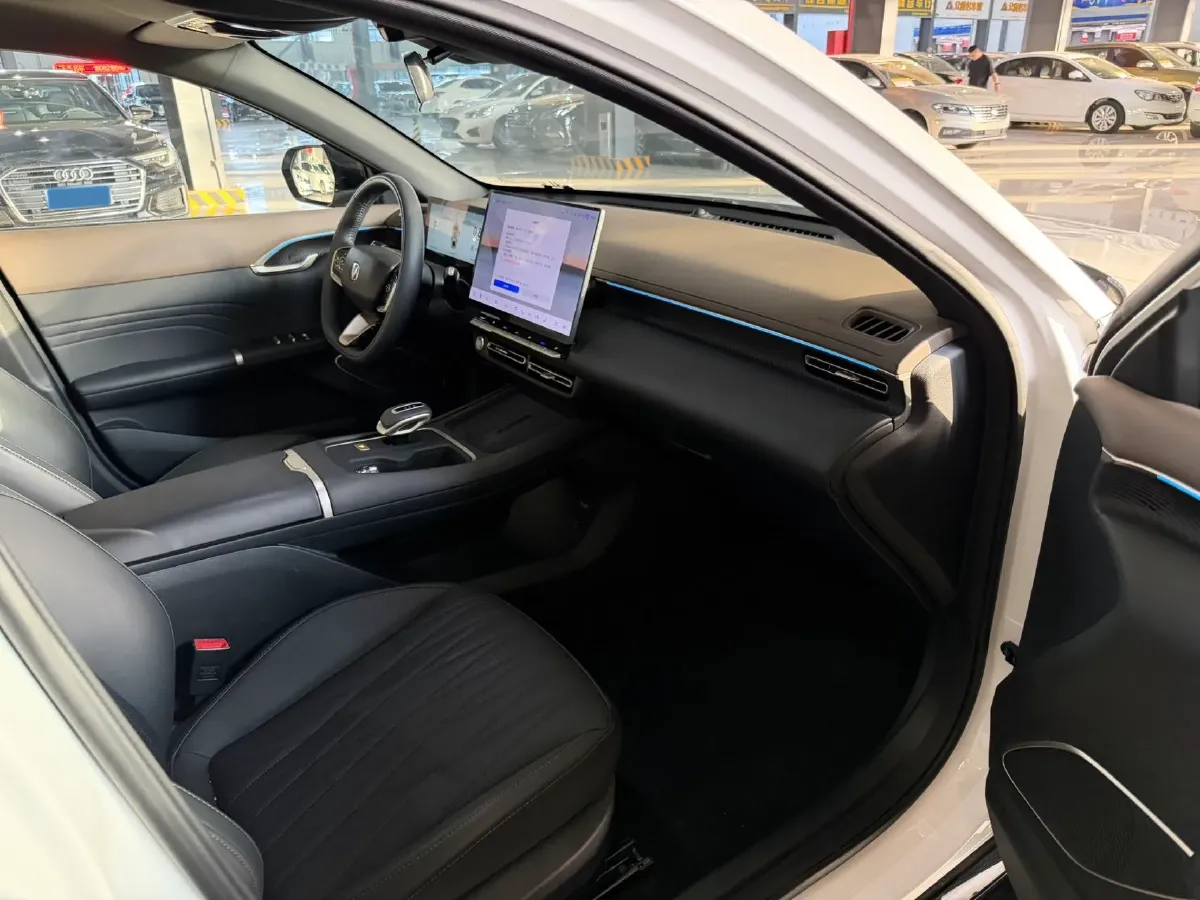 2026 ChangAn Eado 1.5T 192HP L4 7DCT,autocango,china used car exporter,china ev exporter,chinese used car exporter,chinese used ev exporter