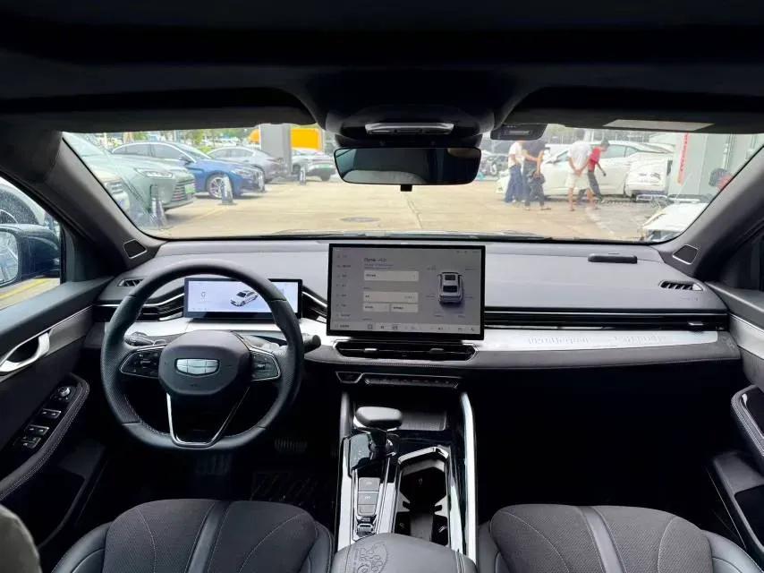 2025 Geely Preface 2.0T 238HP L4 8AT,autocango,china used car exporter,china ev exporter,chinese used car exporter,chinese used ev exporter
