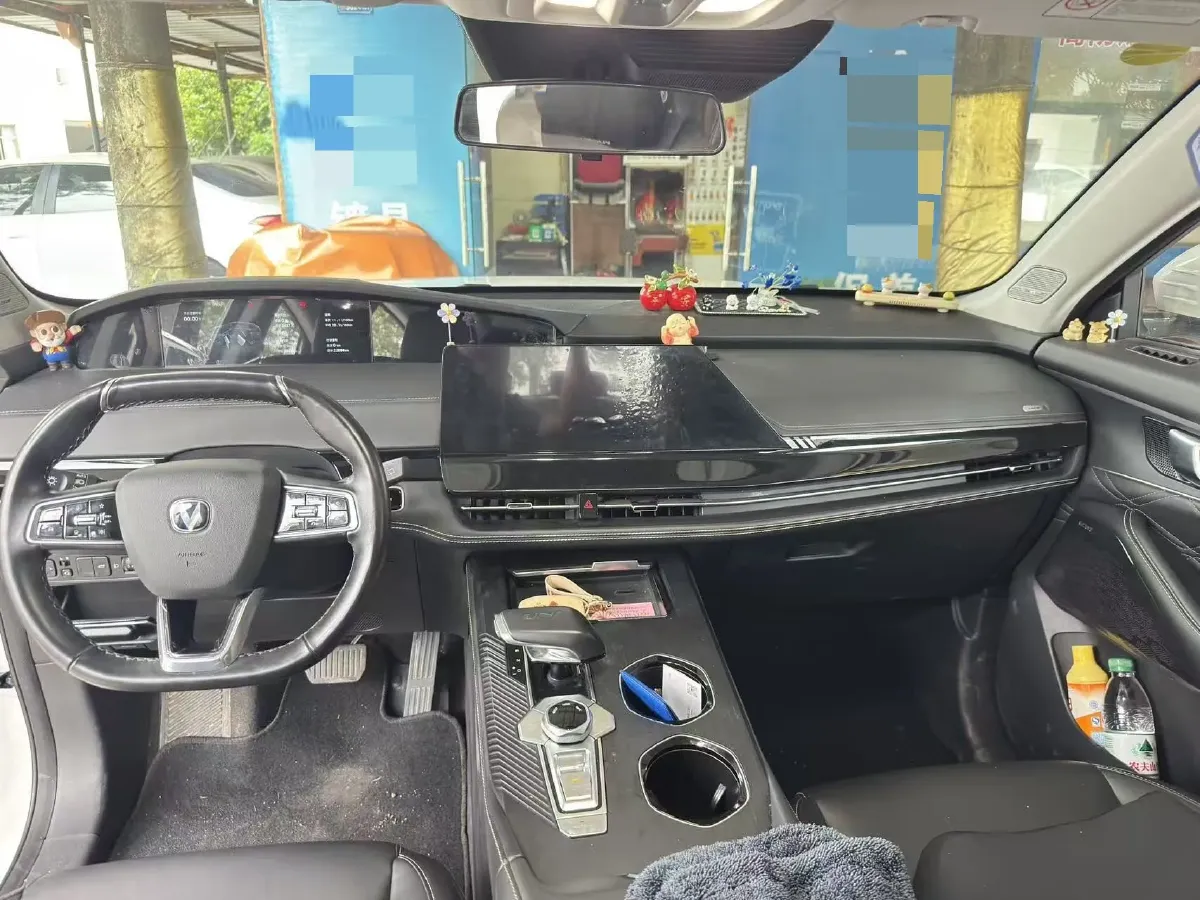 2024 ChangAn UNI-K 2.0T 233HP L4 8AT,autocango,china used car exporter,china ev exporter,chinese used car exporter,chinese used ev exporter