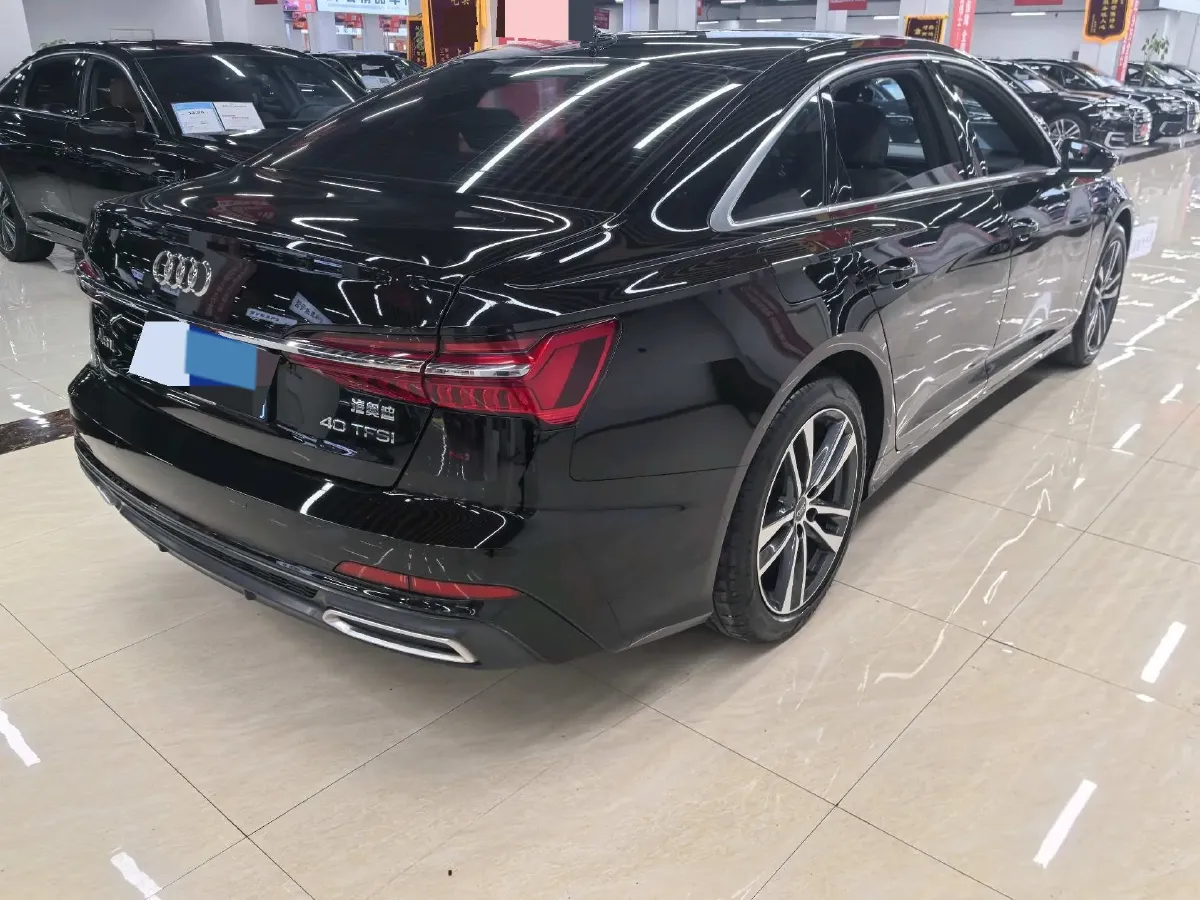 2021 Audi A6L 2.0T 190HP L4 7DCT,autocango,china used car exporter,china ev exporter,chinese used car exporter,chinese used ev exporter